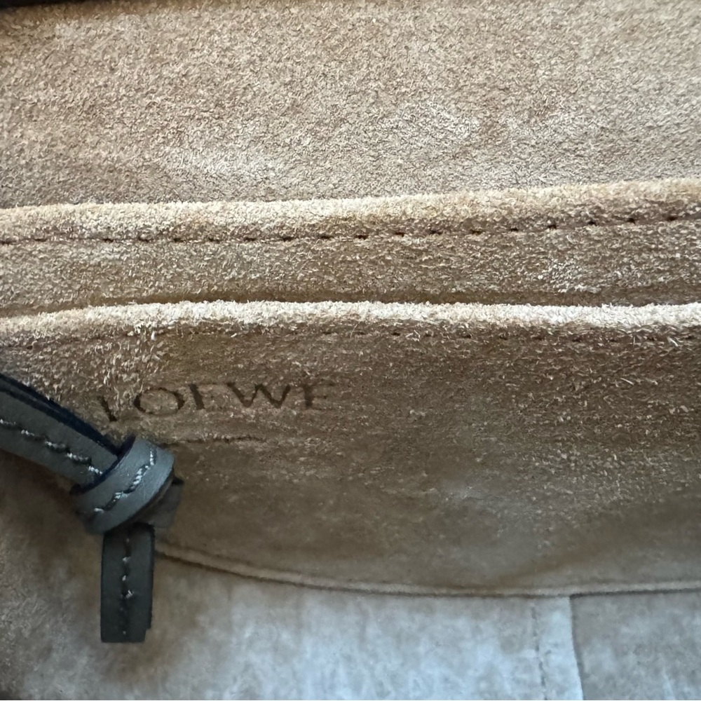 Loewe Mini Gate Dual bag
in soft calfskin and jacquard (like new condition) - Picture 6 of 7